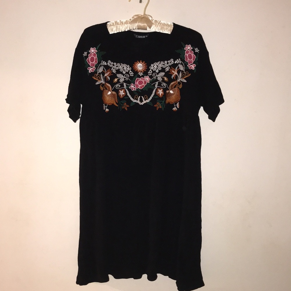 Women’s XL Black Shein Smock Dress with Floral Detail